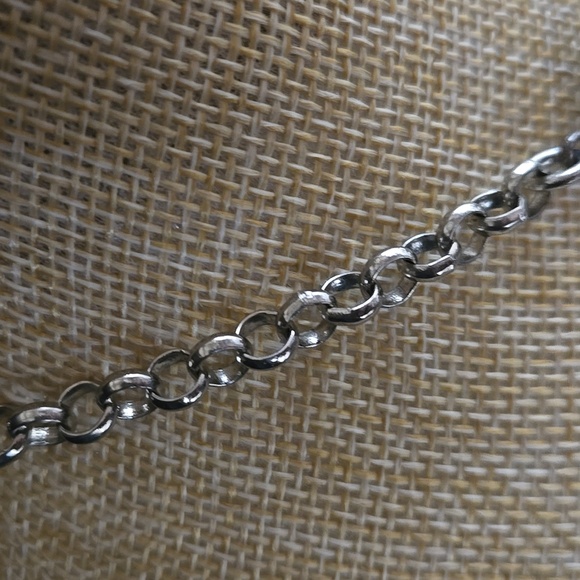 Chico's Silver Ornate Necklace. In Like New Condition. Gorgeous! - Picture 7 of 12